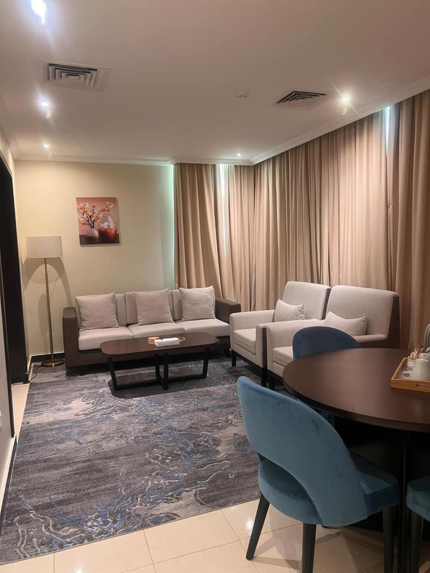 Ag Hotel Abu Dhabi Luaran gambar